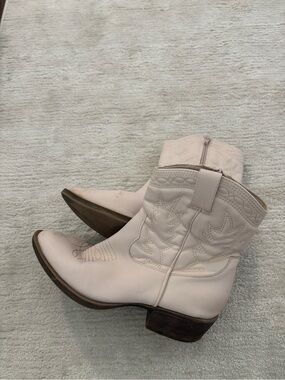 Coconuts By Matisse Pink Derringer Vegan Ranch Ankle Boot Women’s Us 8